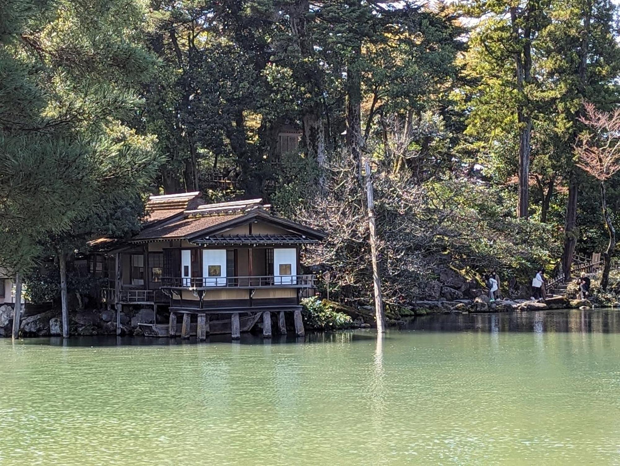 Yuimaru East Lejlighedshotel Kanazawa Eksteriør billede